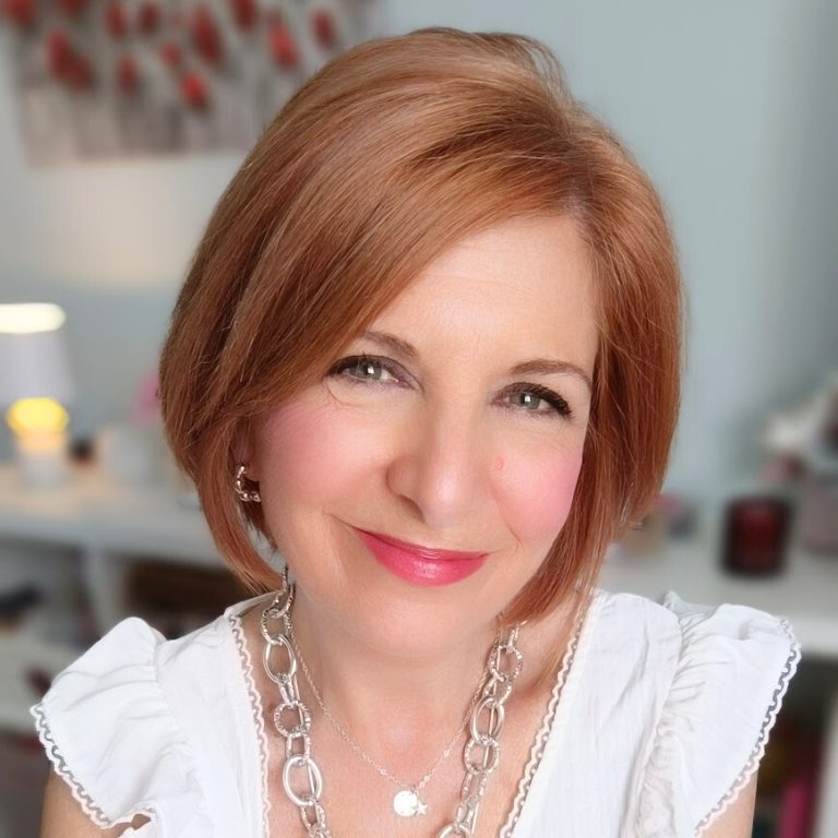 Olga Cholbi - Consulente Avon & Top Team Leader. Scopri come diventare Consulente Avon.